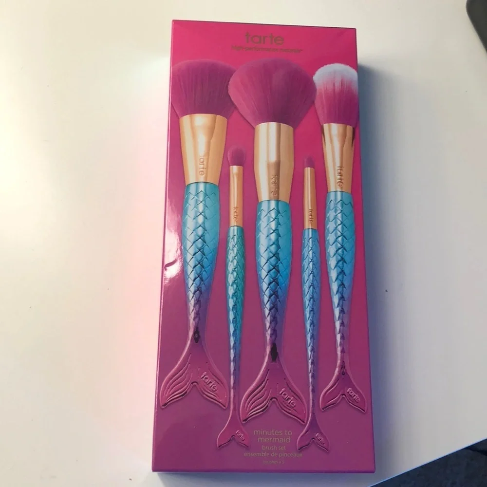 New Tarte Minutes to Mermaid Brush Set